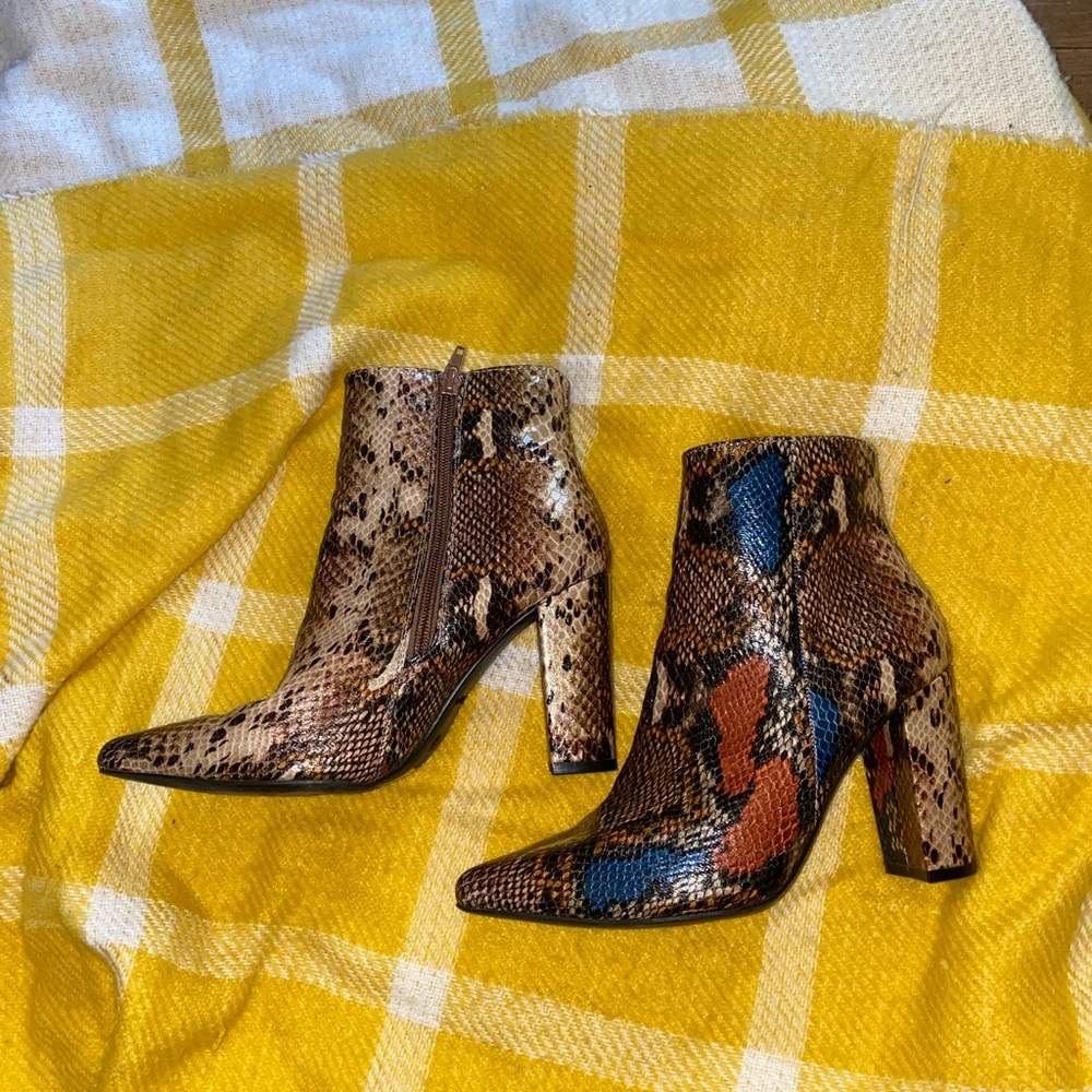 Snake booties